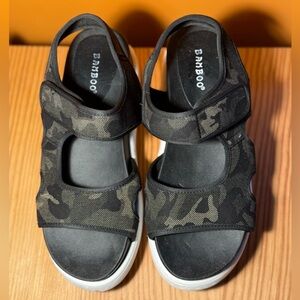 BAMBOO Black Camouflage Velcro Sport Sandals